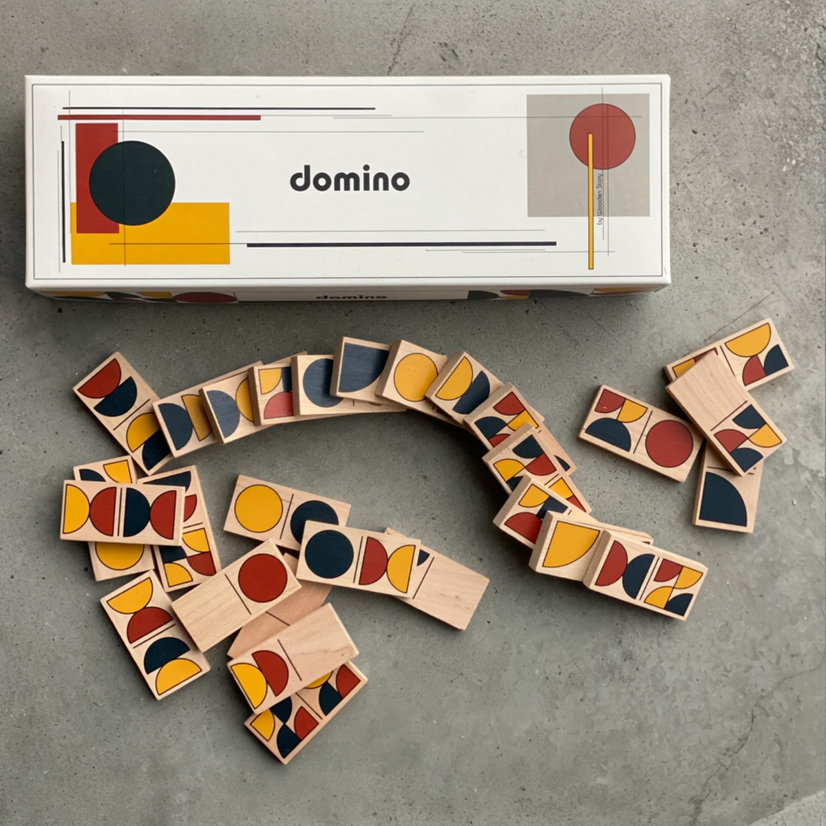 Medinis domino žaidimas vaikams, Bauhaus dizainas, geometrinės formos